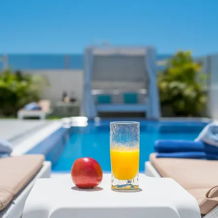 Luxury 4 Bedroom With Private Pool In Costa Adeje