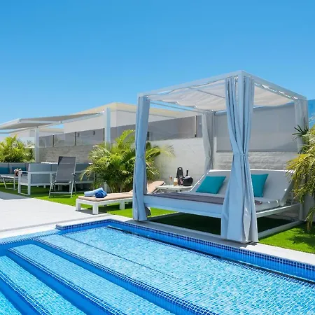 Willa Luxury 4 Bedroom With Private Pool In Costa *
