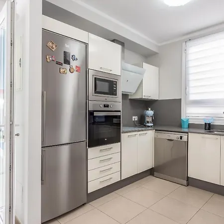 Willa Luxury 4 Bedroom With Private Pool In Costa Adeje